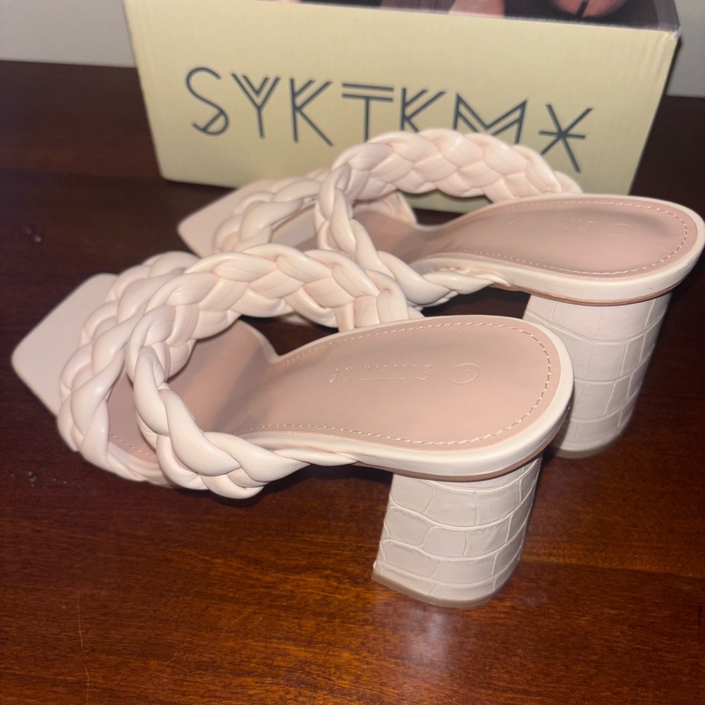 Cream Braided Women's Sandals - Picture 2 of 3